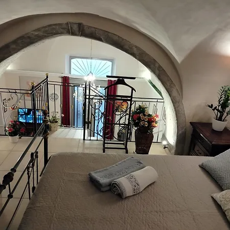 Royal House * Catane